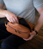 Travel shave bag dopp kit