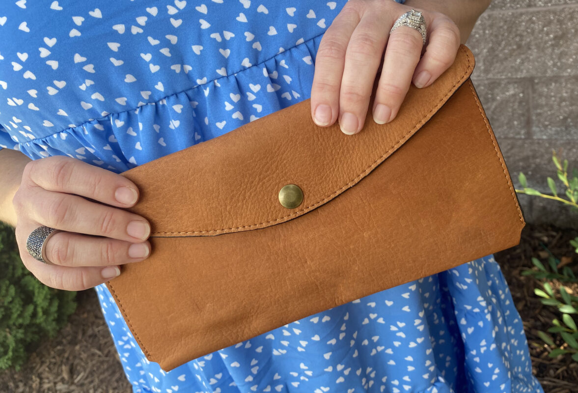 SLC-614 hand held leather envelope